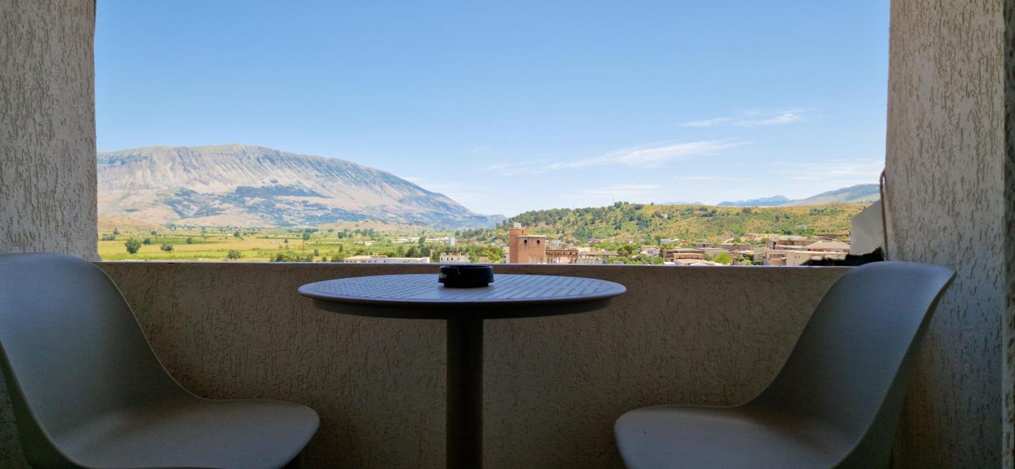 Shena Guest House Gjirokastër Buitenkant foto