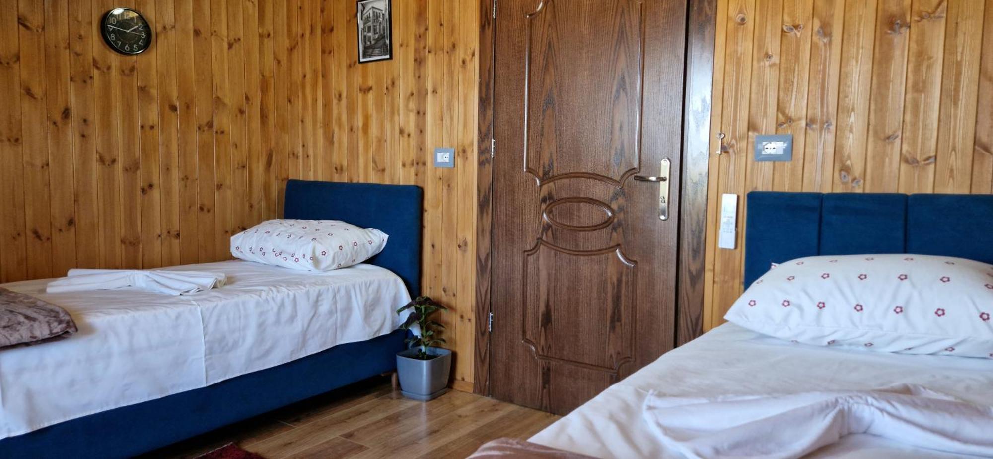 Shena Guest House Gjirokastër Buitenkant foto
