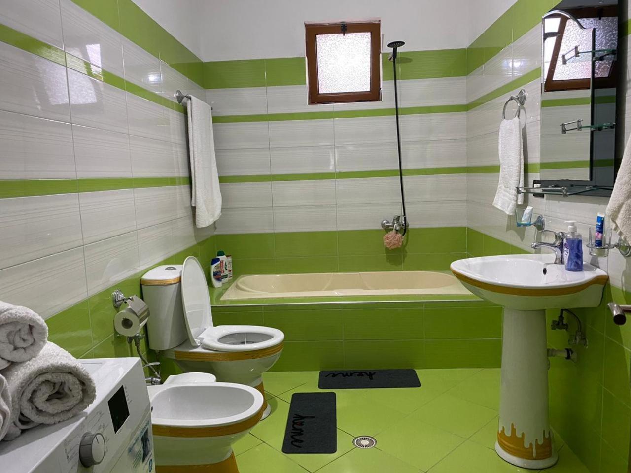 Shena Guest House Gjirokastër Buitenkant foto